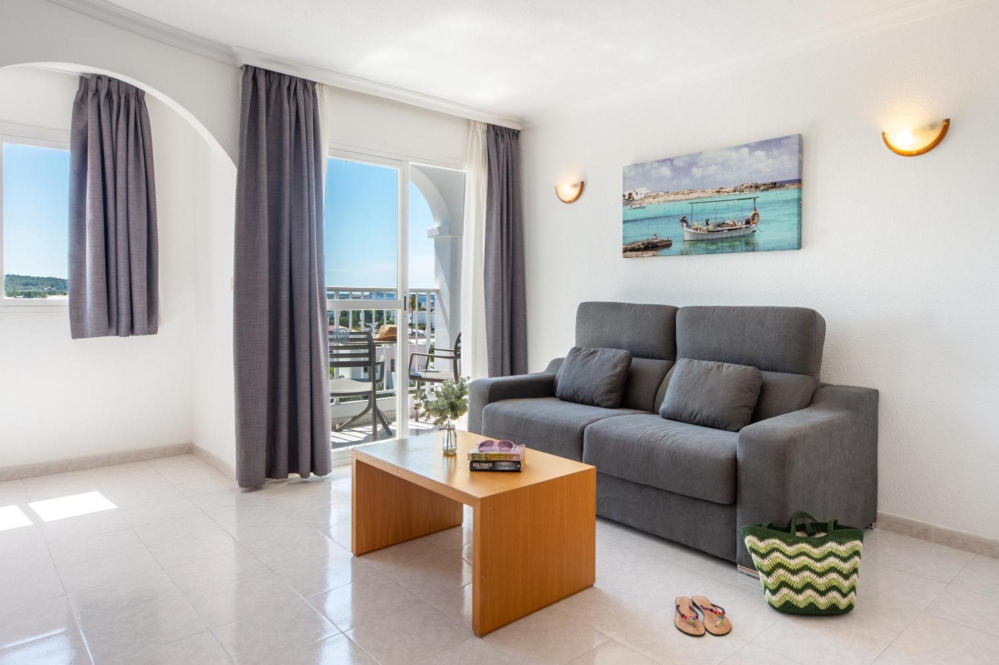 سان أنطونيو Hotel Apartamentos Vibra San Marino المظهر الخارجي الصورة